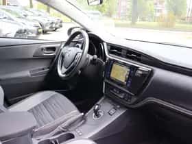 Toyota Auris (2016) thumbnail 31