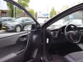 Toyota Auris (2016) thumbnail 40