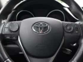 Toyota Auris (2016) thumbnail 44