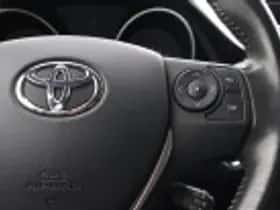 Toyota Auris (2016) thumbnail 46