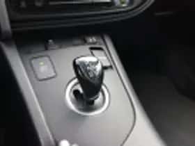 Toyota Auris (2016) thumbnail 53