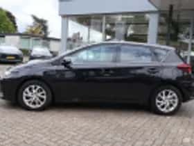 Toyota Auris (2016) thumbnail 54