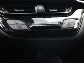 Toyota C hr (2023) thumbnail 21