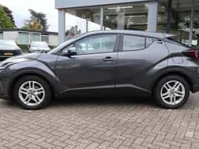 Toyota C hr (2023) thumbnail 9