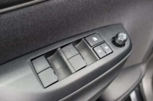 Toyota Yaris (2025) thumbnail 6