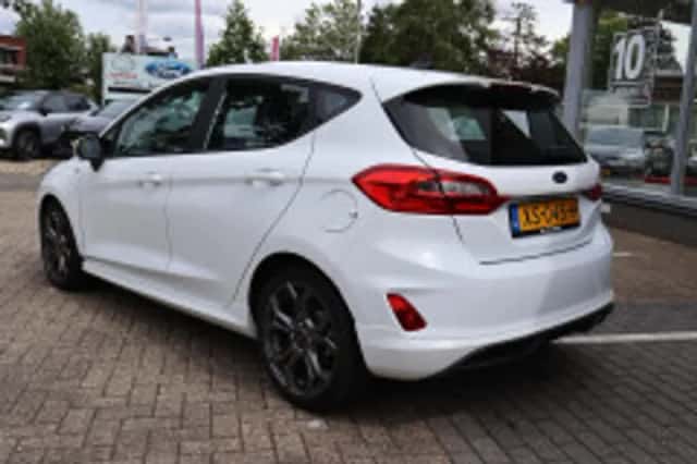 Ford Fiesta (2019) thumbnail 3