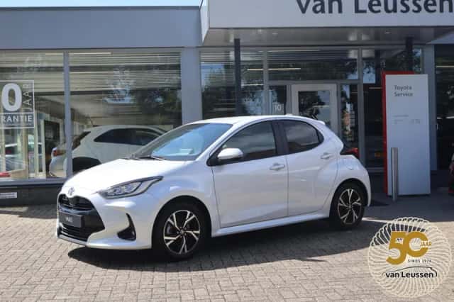 Toyota Yaris (2025) thumbnail 6