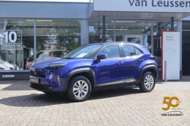 Toyota Yaris Cross (2025) thumbnail 1