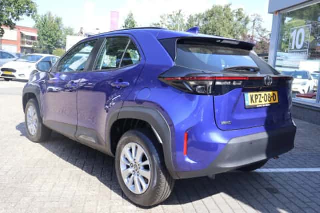 Toyota Yaris Cross (2025) thumbnail 2