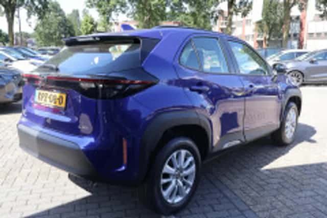 Toyota Yaris Cross (2025) thumbnail 3