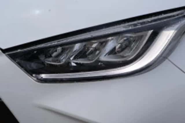 Toyota Yaris (2023) thumbnail 5