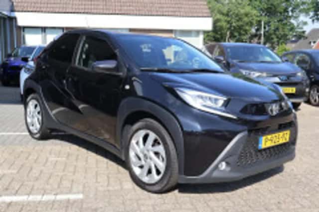 Toyota Aygo (2022) thumbnail 4