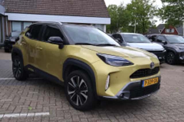 Toyota Yaris Cross (2022) thumbnail 4