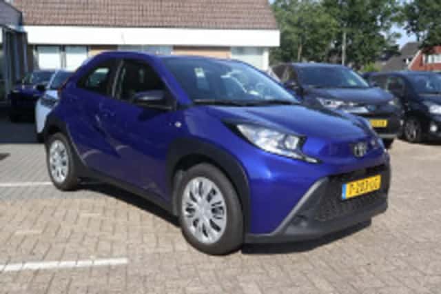 Toyota Aygo (2023) thumbnail 4