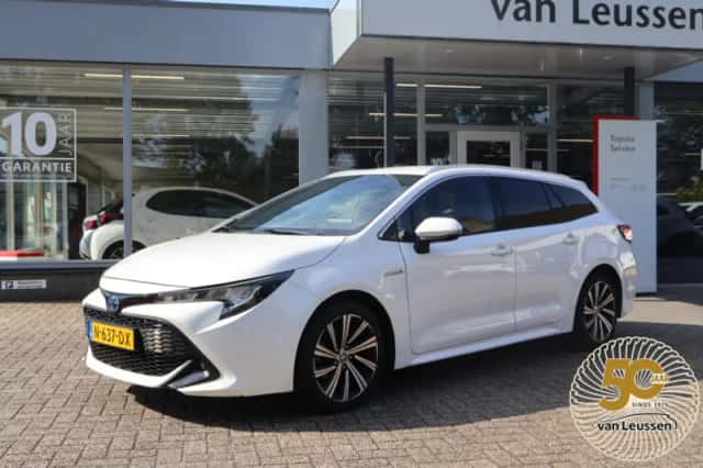 Toyota Corolla (2021) thumbnail 1