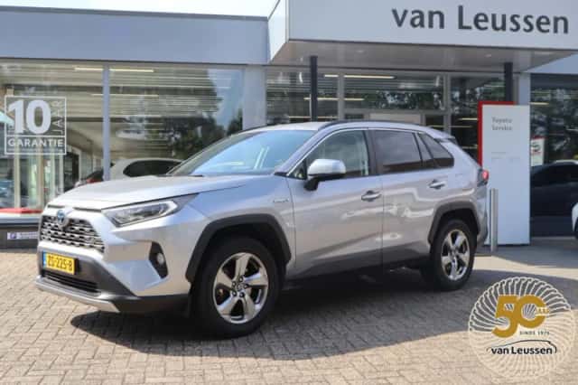 Toyota RAV4 (2019) thumbnail 1