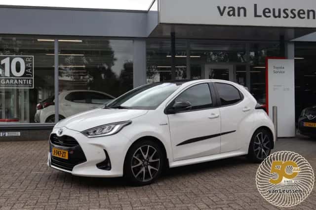 Toyota Yaris (2020) thumbnail 6