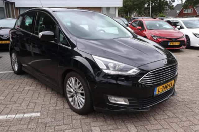 Ford C max (2017) thumbnail 2
