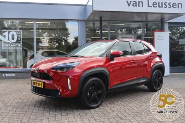 Toyota Yaris Cross (2023) thumbnail 1