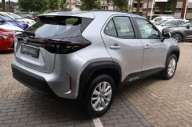 Toyota Yaris Cross (2025) thumbnail 3