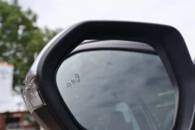 Toyota Yaris Cross (2025) thumbnail 5