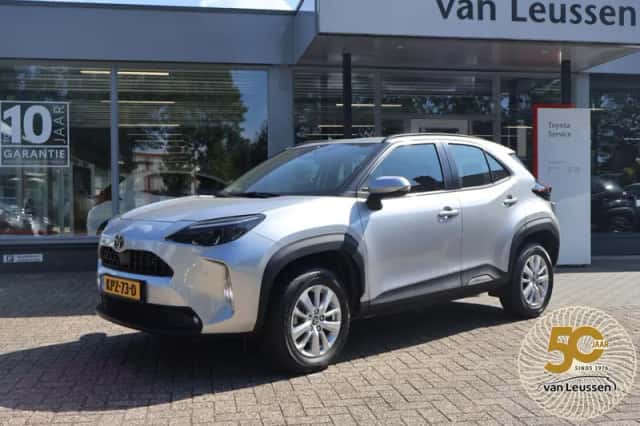Toyota Yaris Cross (2025) thumbnail 6