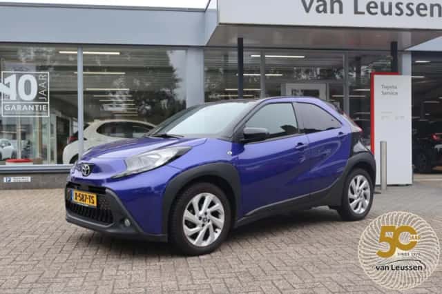 Toyota Aygo (2022) thumbnail 1