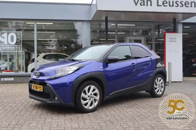 Toyota Aygo (2022) thumbnail 3