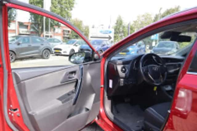 Toyota Auris (2017) thumbnail 5