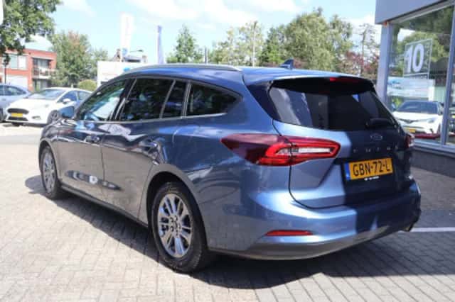 Ford Focus (2024) thumbnail 2