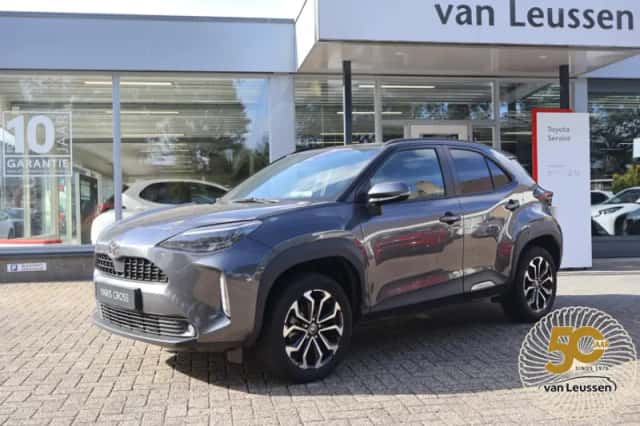 Toyota Yaris Cross (2025) thumbnail 1