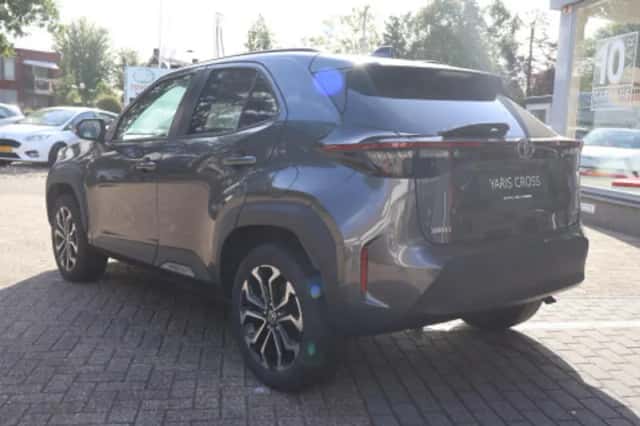 Toyota Yaris Cross (2025) thumbnail 2