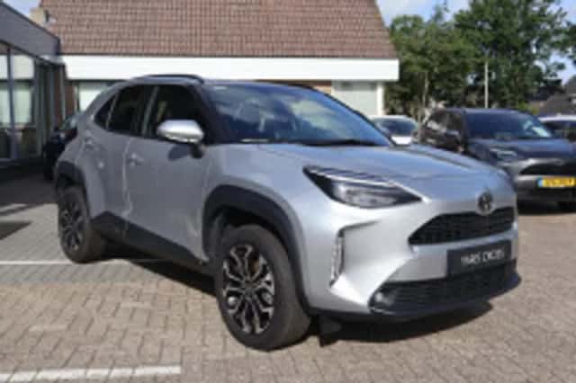 Toyota Yaris Cross (2025) thumbnail 4