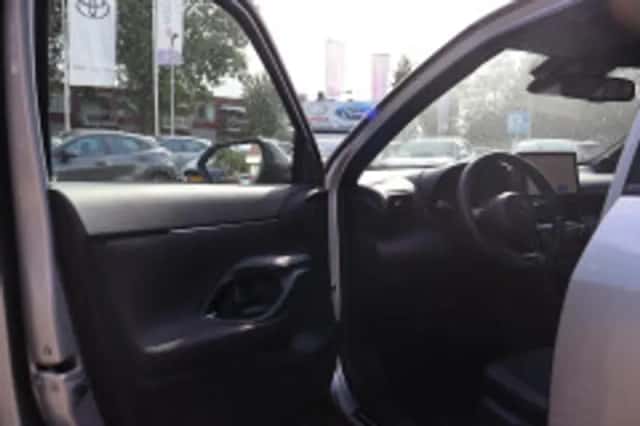 Toyota Yaris Cross (2025) thumbnail 5