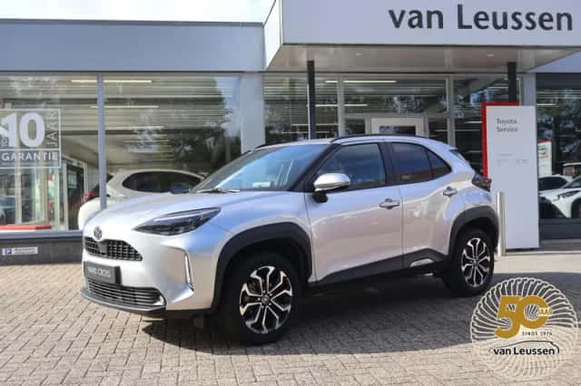 Toyota Yaris Cross (2025) thumbnail 6