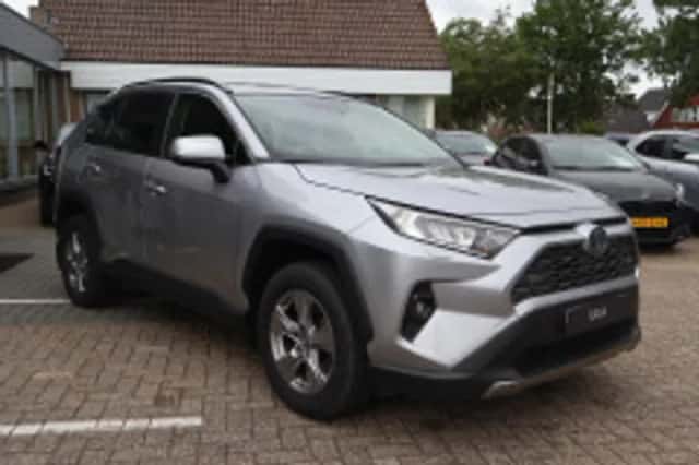 Toyota RAV4 (2024) thumbnail 3