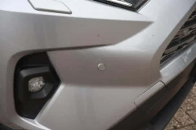 Toyota RAV4 (2024) thumbnail 4