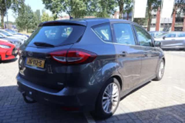 Ford C-Max (2016) thumbnail 3