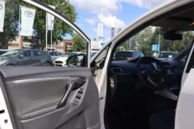 Toyota Verso (2015) thumbnail 5