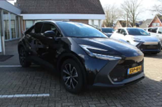 Toyota C hr (2024) thumbnail 4