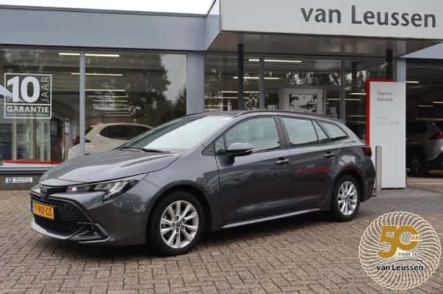 Toyota Corolla (2023) thumbnail 1