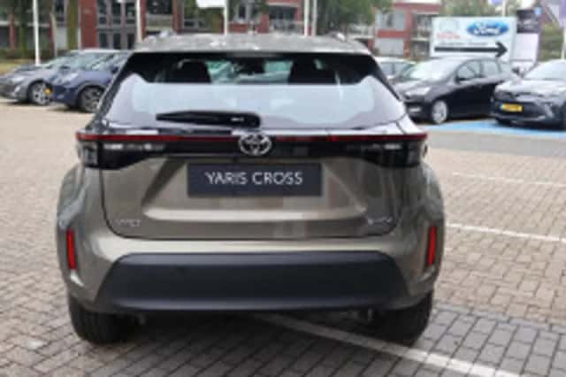 Toyota Yaris Cross (2025) thumbnail 3