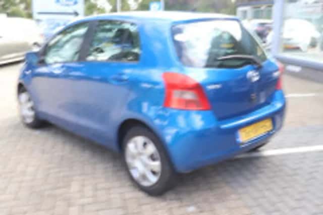 Toyota Yaris (2007) thumbnail 4