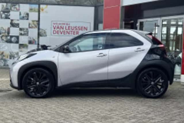 Toyota Aygo X (2025) thumbnail 3