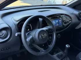 Toyota Aygo X (2024) thumbnail 12