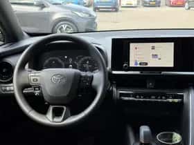 Toyota C hr (2024) thumbnail 13