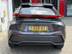 Toyota C hr (2024) thumbnail 3