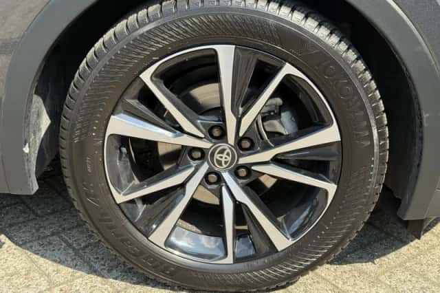 Toyota C hr (2024) thumbnail 24