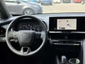 Toyota C hr (2024) thumbnail 32