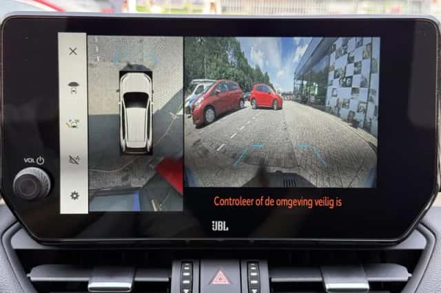 Toyota RAV4 (2025) thumbnail 19
